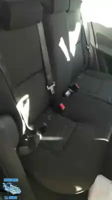 Veículo de Sucata toyota auris sol do ano 2007 alimentado 1adftv