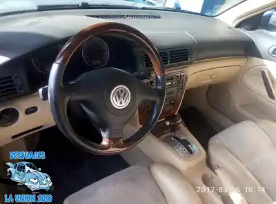 Sloopvoertuig volkswagen passat berlina (3b3) 2.8 v6 30v van het jaar 2003 aangedreven 
