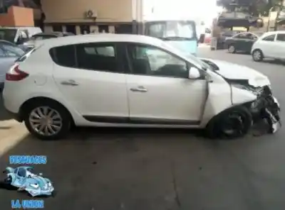 Здавання транспортного засобу RENAULT                                            MEGANE III BERLINA 5 P                                                                                                                                                                                                                                     Dynamique                                                                                                                                                                                                                                                  року 2010 потужний K9K G8