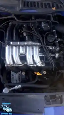 Véhicule à la ferraille audi a3 (8l1) 1.8 de l'année 1998 alimenté 