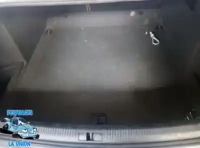 Veículo de Sucata audi a4 berlina (8e) 2.5 v6 24v tdi do ano 2001 alimentado 