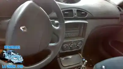 Scrapping Vehicle renault laguna ii (bg0/1_) 1.9 dci of the year 2001 powered 