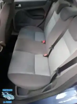 Veículo de Sucata ford focus berlina (cap) ambiente (d) do ano 2006 alimentado 