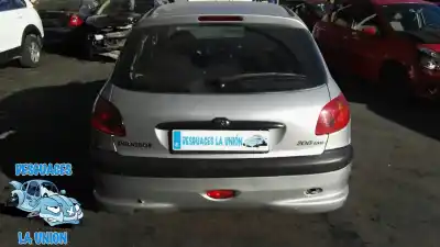 Veículo de Sucata peugeot 206 berlina xs do ano 2005 alimentado 