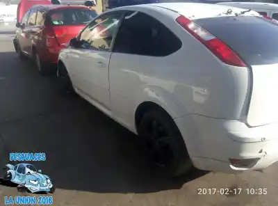 Veículo de Sucata ford focus berlina (cap) ambiente (d) do ano 2007 alimentado kkda