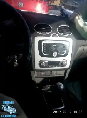 Veículo de Sucata ford focus berlina (cap) ambiente (d) do ano 2007 alimentado kkda