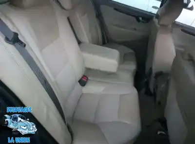 Vehicul casat volvo s60 berlina 2.4 d al anului 2003 alimentat d5244t