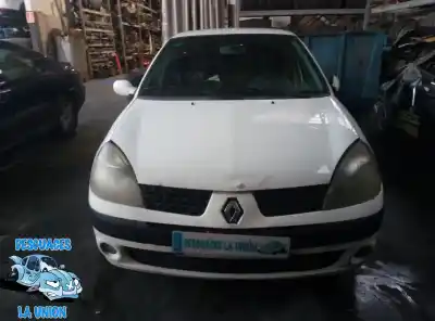Здавання транспортного засобу RENAULT CLIO II FASE II (B/CB0) Societe Generique року 2001 потужний 