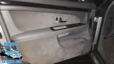 Здавання транспортного засобу audi a8 (d2) 4.2 v8 40v року 2000 потужний 