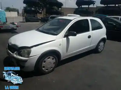 Veicolo di demolizione opel corsa c corsavan dell'anno 2006 alimentato 