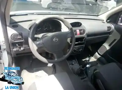 Veicolo di demolizione opel corsa c corsavan dell'anno 2006 alimentato 
