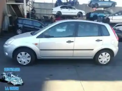 Veículo de Sucata ford fiesta (cbk) trend do ano 2003 alimentado 