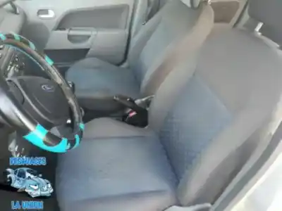 Veículo de Sucata ford fiesta (cbk) trend do ano 2003 alimentado 