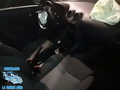 Здавання транспортного засобу seat ibiza (6l1) hit року 2002 потужний 