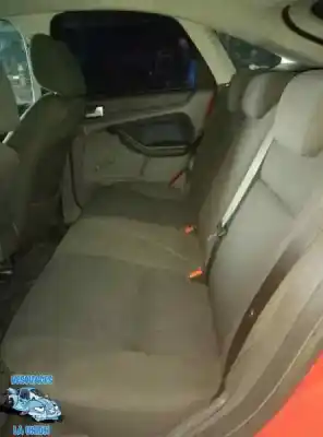 Veicolo di demolizione ford focus lim. (cb4) trend dell'anno 2006 alimentato 