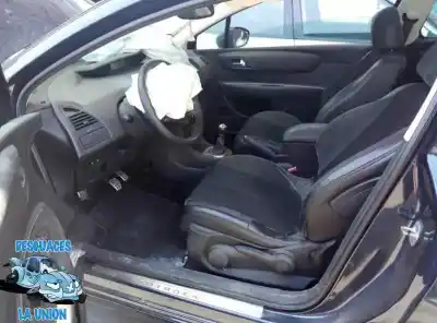 Veículo de Sucata citroen c4 coupe vts do ano 2010 alimentado 