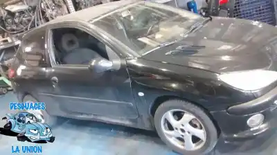 Veículo de Sucata peugeot 206 sw (2e/k) 2.0 hdi do ano 2002 alimentado 