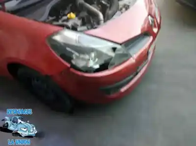 Утилизация автомобиля RENAULT CLIO III Confort Expression года 2006 питание 