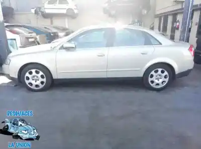 Veículo de Sucata AUDI A4 BERLINA (8E) 2.5 TDI (120kW) do ano 2002 alimentado 