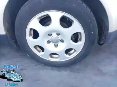 Veículo de Sucata audi a4 berlina (8e) 2.5 tdi (120kw) do ano 2002 alimentado 