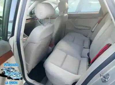 Veículo de Sucata audi a4 berlina (8e) 2.5 tdi (120kw) do ano 2002 alimentado 