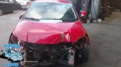 Veículo de Sucata toyota auris luna+ do ano 2007 alimentado 1ndtv