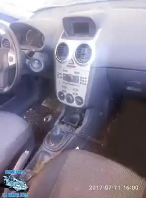 Véhicule à la ferraille opel corsa d corsavan de l'année 2012 alimenté a13dtc