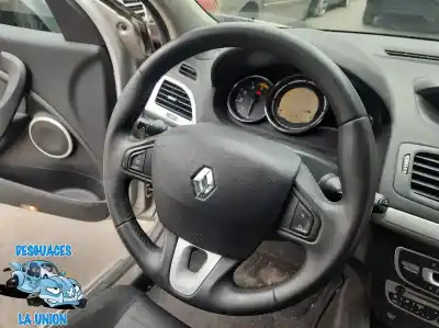 Scrapping Vehicle renault megane iii berlina 5 p dynamique of the year 2009 powered 