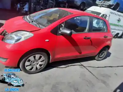 Veículo de Sucata toyota yaris live do ano 2009 alimentado 1krfe