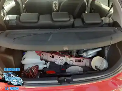 Veículo de Sucata toyota yaris live do ano 2009 alimentado 1krfe