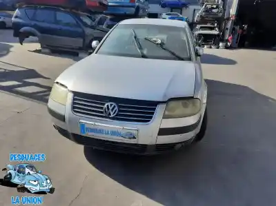 Veículo de Sucata volkswagen passat b5.5 (3b3) 1.9 tdi do ano 2002 alimentado avb