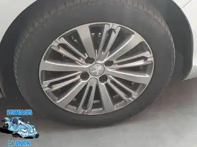 Veículo de Sucata citroen c4 lim. collection do ano 2012 alimentado 0067-hkv