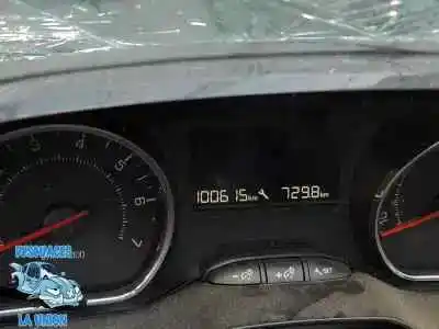 Veículo de Sucata peugeot 208 style do ano 2013 alimentado hm01