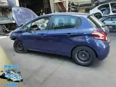 Veículo de Sucata peugeot 208 style do ano 2013 alimentado hm01