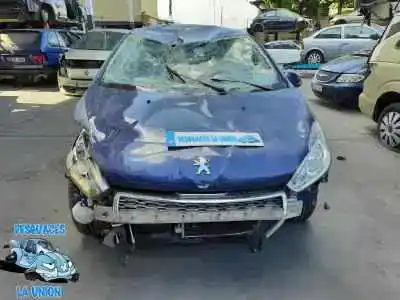Veículo de Sucata peugeot 208 style do ano 2013 alimentado hm01