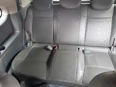 Здавання транспортного засобу ssangyong rodius xdi року 2007 потужний d27dt