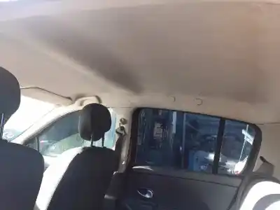 Sloopvoertuig renault clio iii 20 aniversario van het jaar 2010 aangedreven k9kt7