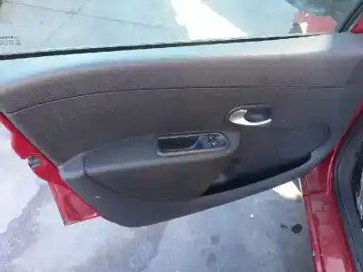 Sloopvoertuig renault clio iii 20 aniversario van het jaar 2010 aangedreven k9kt7