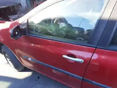 Sloopvoertuig renault clio iii 20 aniversario van het jaar 2010 aangedreven k9kt7