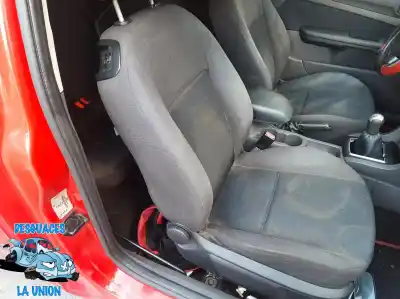 Veículo de Sucata ford focus berlina (cap) trend do ano 2005 alimentado g8da