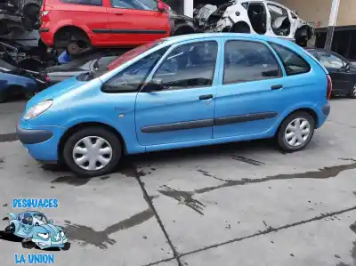 Veicolo di demolizione citroen xsara picasso (n68) 2.0 hdi dell'anno 2000 alimentato 