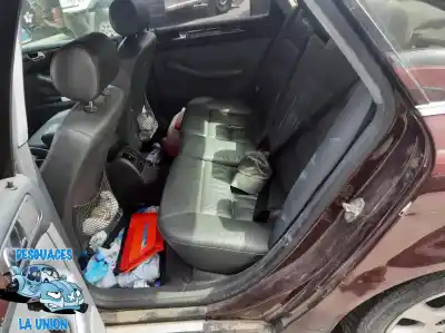 Veicolo di demolizione audi a6 berlina (4b2) 2.4 (100kw) dell'anno 1999 alimentato 