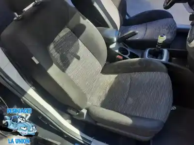 Sloopvoertuig kia cee'd fastback (ed) 1.6 crdi 115 van het jaar 2007 aangedreven d4fb