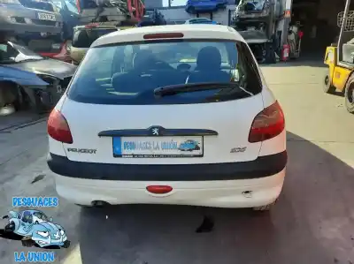 Veículo de Sucata PEUGEOT 206 BERLINA X-Line do ano 2002 alimentado WJY