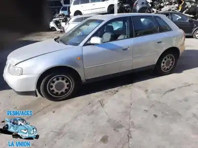 Здавання транспортного засобу audi a3 (8l1) 1.6 року 2000 потужний akl