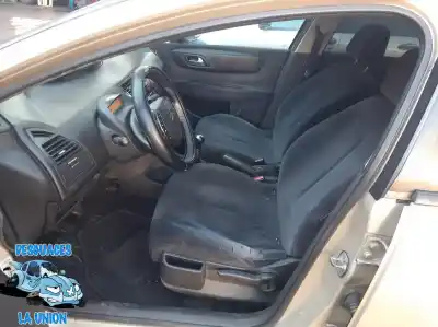 Veículo de Sucata citroen c4 coupe collection do ano 2006 alimentado 