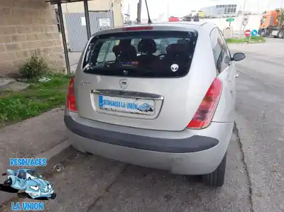 Vehículo de desguace lancia ypsilon (101) 1.2 16v cat 80 cv / 59 kw del año 2005 con motor 188a5000