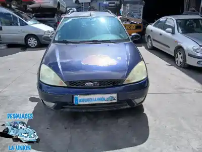 Véhicule à la ferraille FORD FOCUS BERLINA (CAK)  de l'année 2003 alimenté FFDA