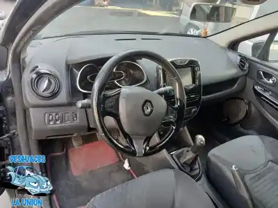 Sloopvoertuig renault clio iv business van het jaar 2013 aangedreven k9k b6