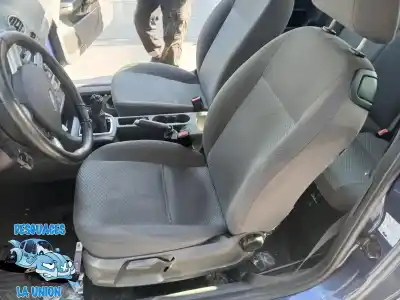 Veículo de Sucata ford focus berlina (cap) ambiente (d) do ano 2007 alimentado hhda